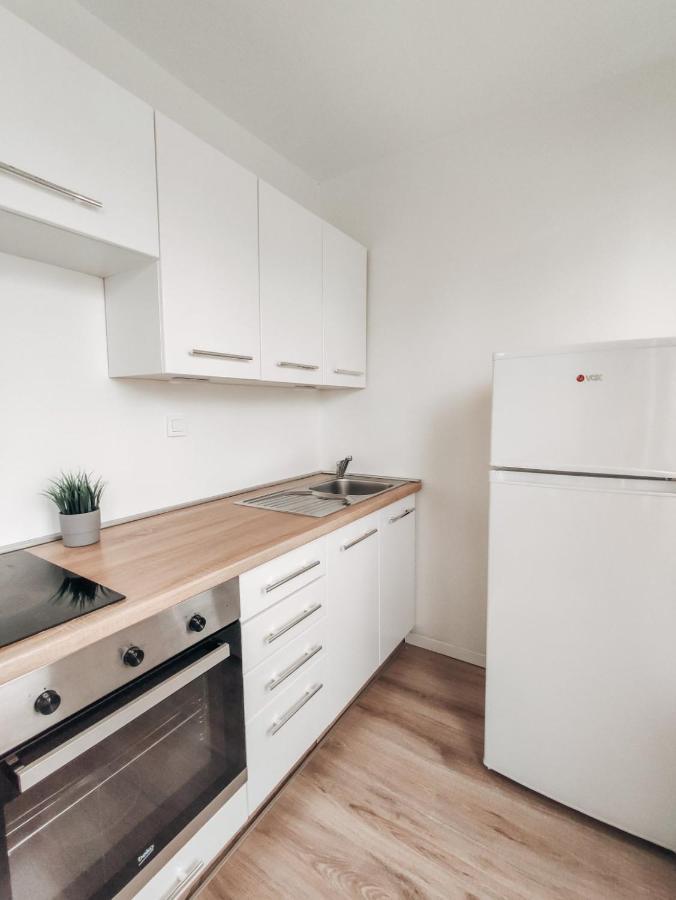 Studio Apartment Sanya ليوبليانا المظهر الخارجي الصورة